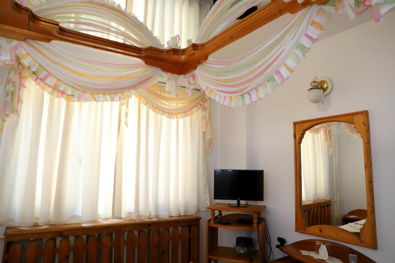 Hotel Mishel Kocherinovo Extérieur photo