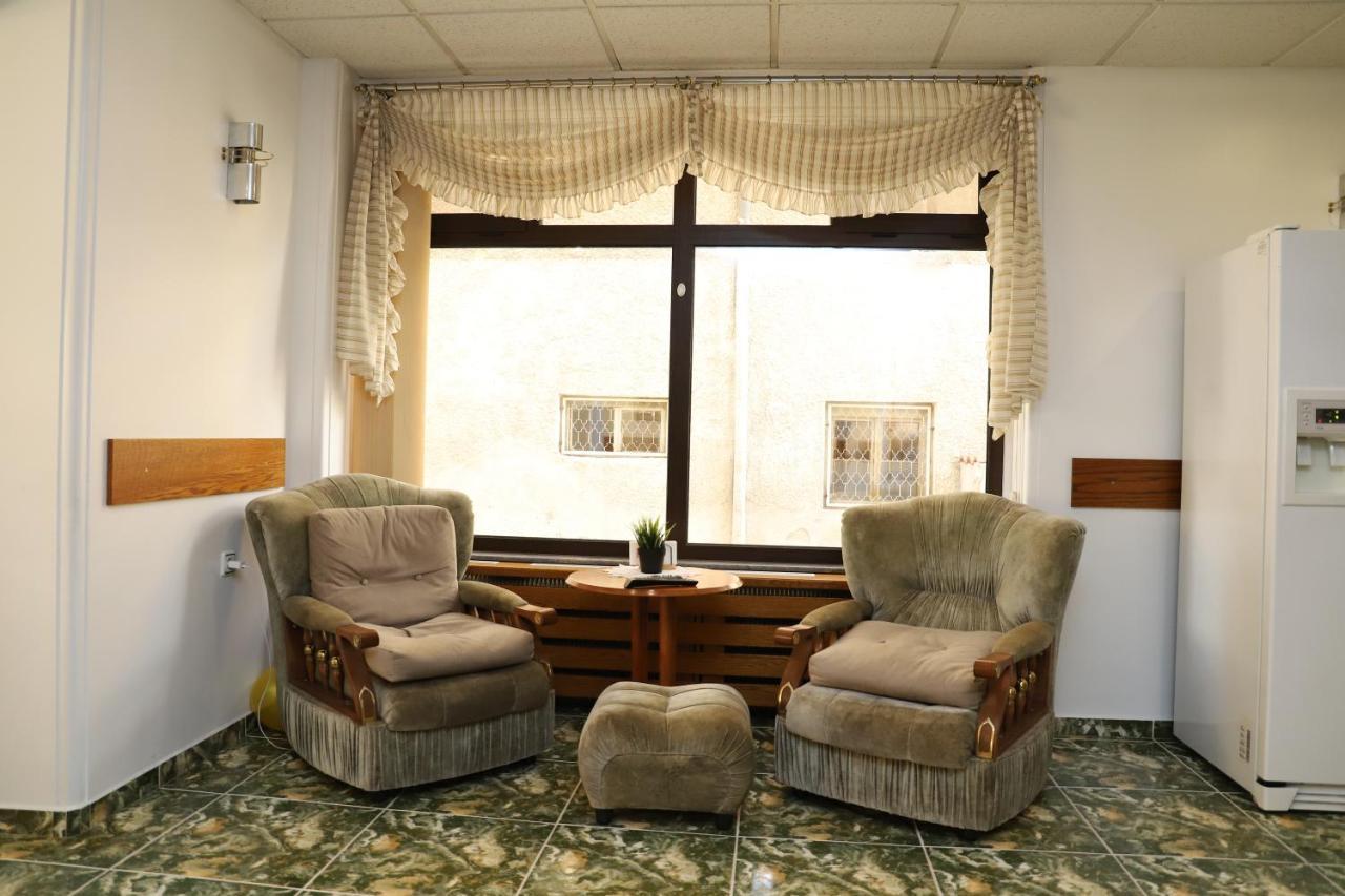 Hotel Mishel Kocherinovo Extérieur photo