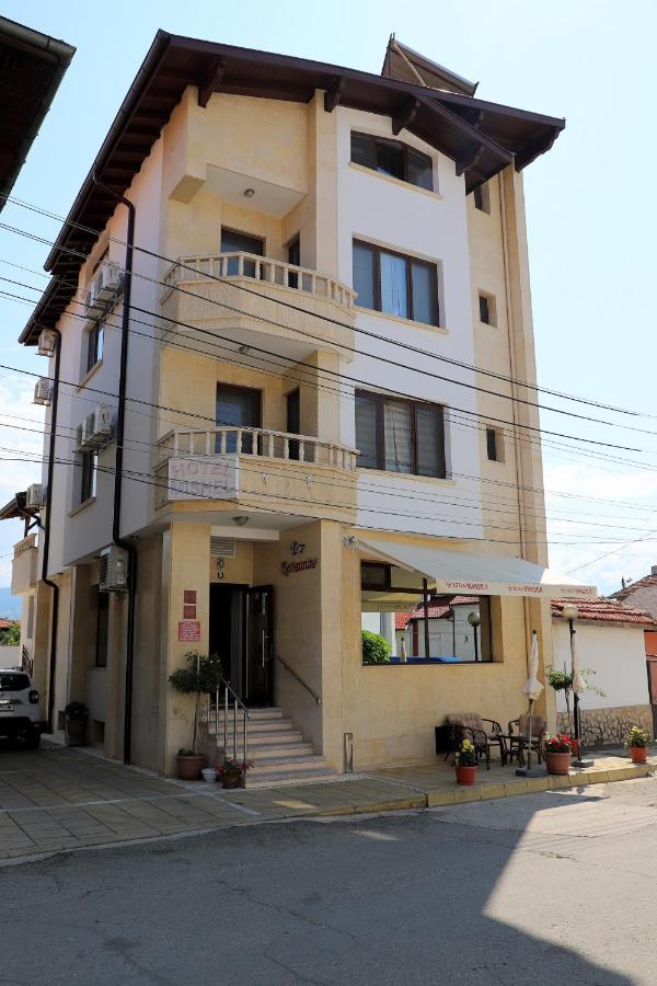 Hotel Mishel Kocherinovo Extérieur photo