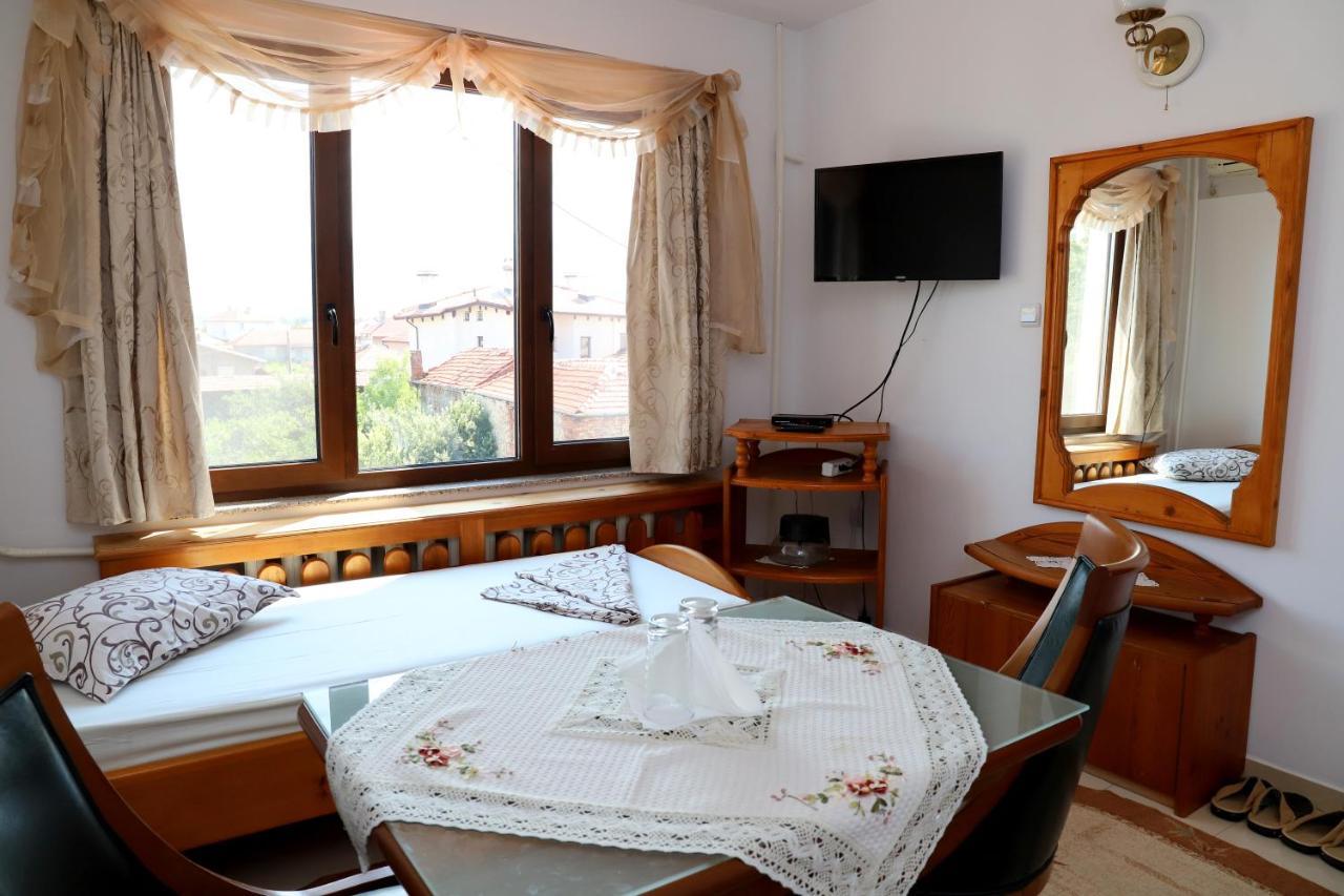 Hotel Mishel Kocherinovo Extérieur photo